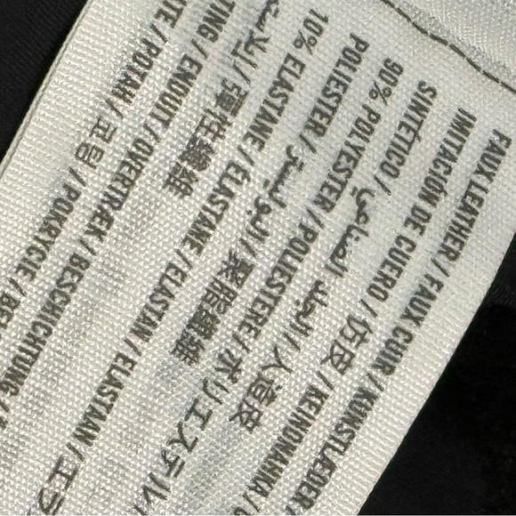 ABERCROMBIE & FITCH Faux Leather Black Leggings size 4 Date Night Party Work - Picture 4 of 5